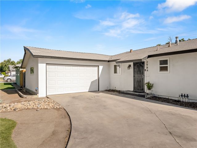 2984 E Norwich, Fresno, CA 93726