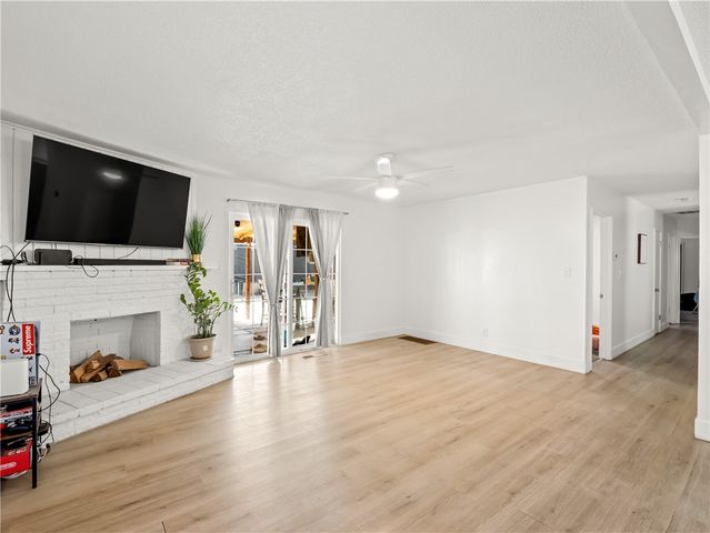 2984 E Norwich, Fresno, CA 93726