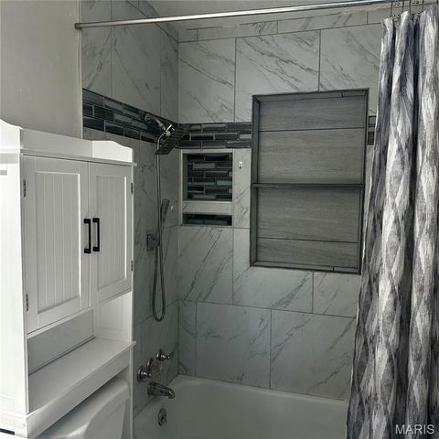 6227 Evergreen Boulevard, St Louis, MO 63134