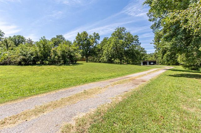 31169 Santa Fe Avenue, Norman, OK 73072