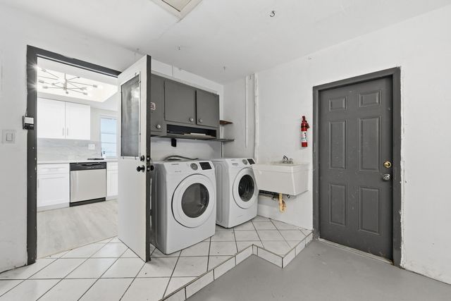 2631 W Golf Boulevard, Pompano Beach, FL 33064