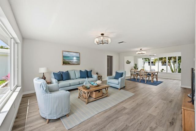 2631 W Golf Boulevard, Pompano Beach, FL 33064