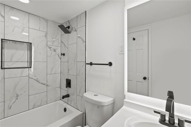 2219 Riverbrook Road, Decatur, GA 30035