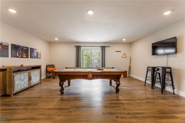 1102 NW 7th Street, Bentonville, AR 72712