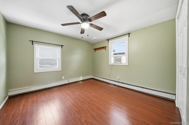 20 Needle Lane, Levittown, NY 11756