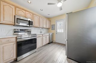 20 Needle Lane, Levittown, NY 11756