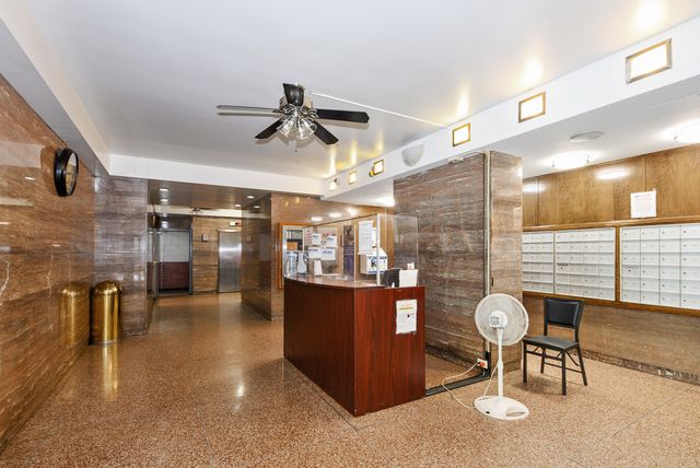 7337 S South Shore Drive 529, Chicago, IL 60649