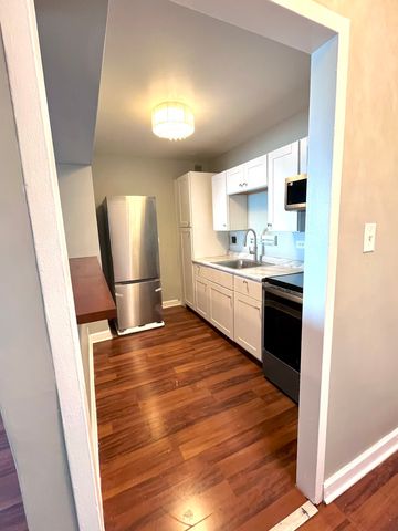 7337 S South Shore Drive 529, Chicago, IL 60649