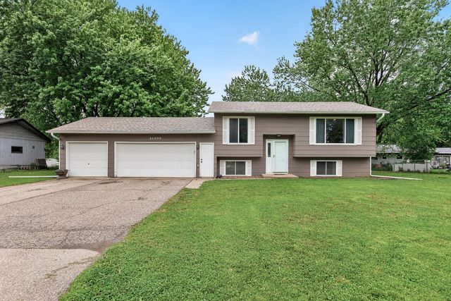 14200 Timothy Avenue NE, Prior Lake, MN 55372