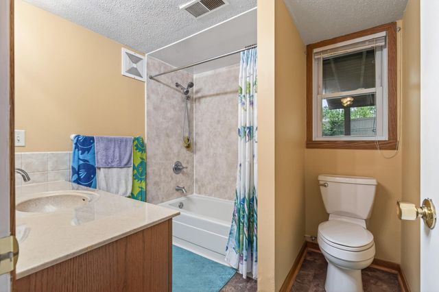 14200 Timothy Avenue NE, Prior Lake, MN 55372
