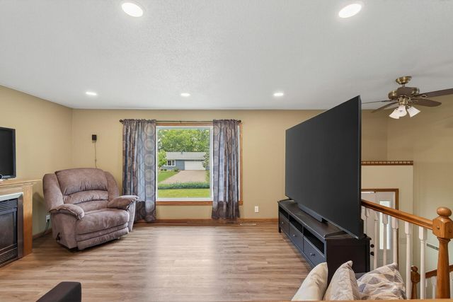 14200 Timothy Avenue NE, Prior Lake, MN 55372