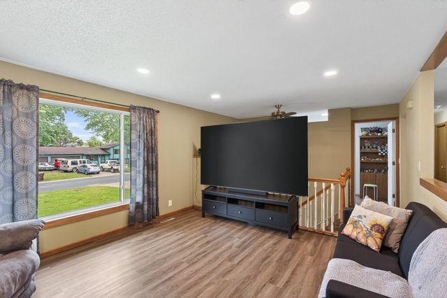 14200 Timothy Avenue NE, Prior Lake, MN 55372