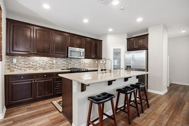 2472 Antlers Way, San Marcos, CA 92078