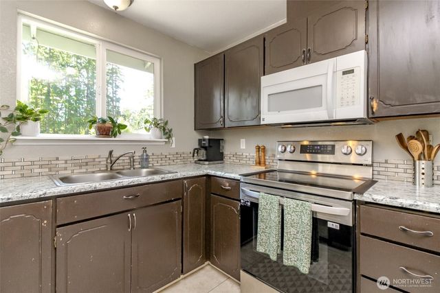 9518 134th Street Court NW, Gig Harbor, WA 98329