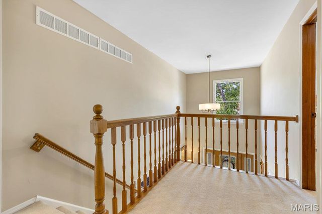 164 Crestmont Circle, Wildwood, MO 63040