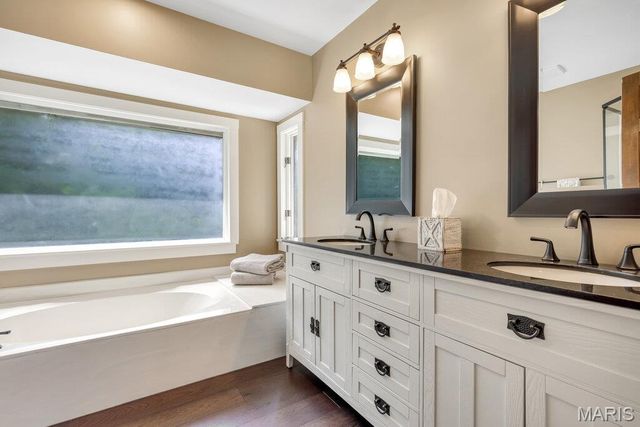 164 Crestmont Circle, Wildwood, MO 63040