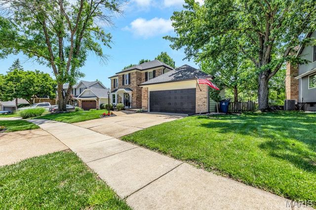 164 Crestmont Circle, Wildwood, MO 63040