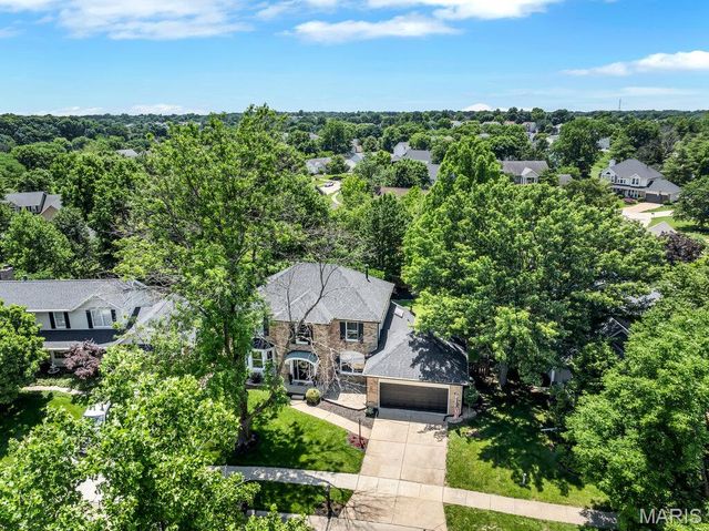 164 Crestmont Circle, Wildwood, MO 63040