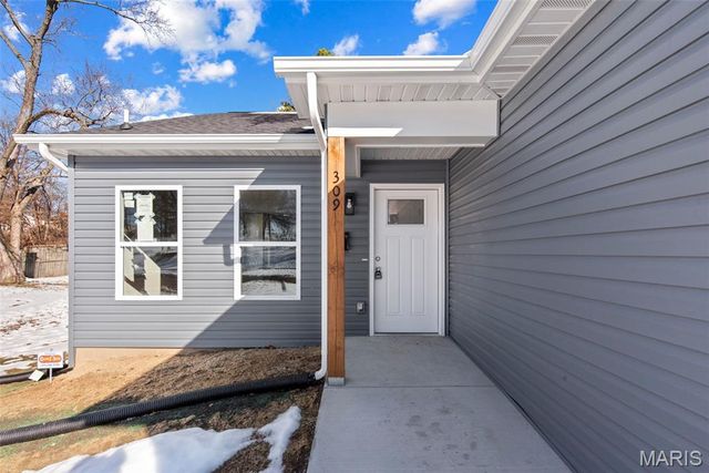 309 E Arlee Avenue, St Louis, MO 63125