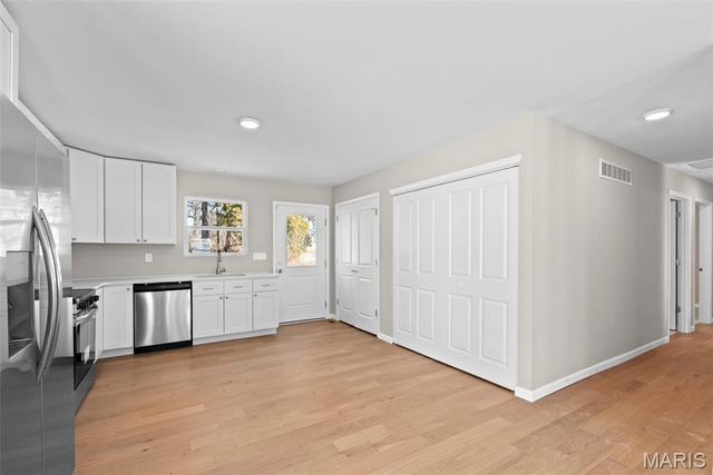 309 E Arlee Avenue, St Louis, MO 63125