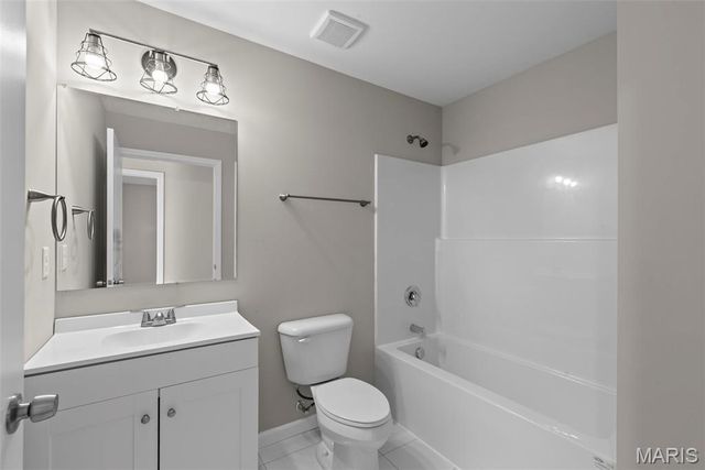 309 E Arlee Avenue, St Louis, MO 63125