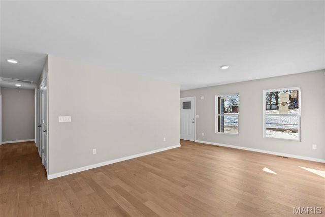 309 E Arlee Avenue, St Louis, MO 63125