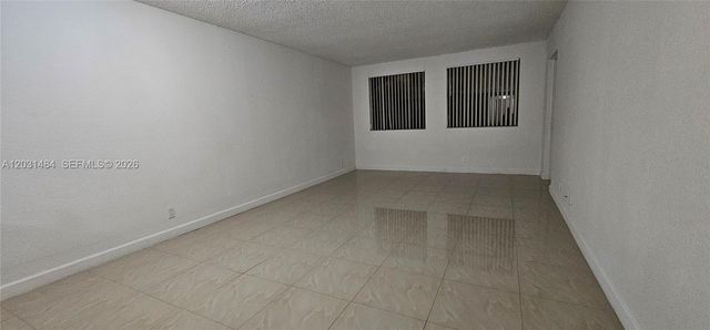8160 Geneva Way 316, Miami, FL 33166