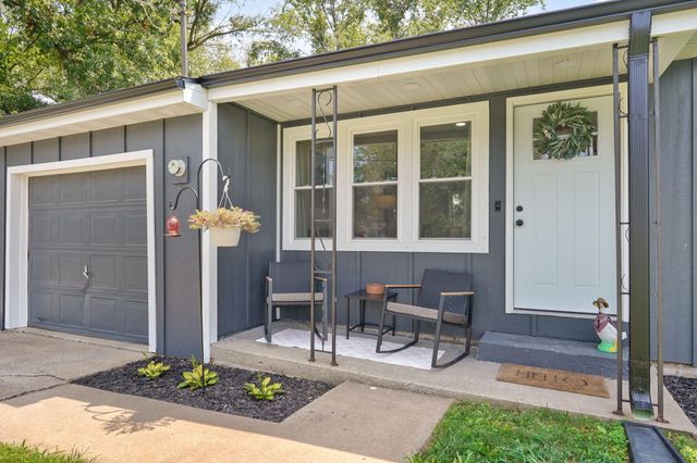 4030 W Collings Street, Springfield, MO 65803
