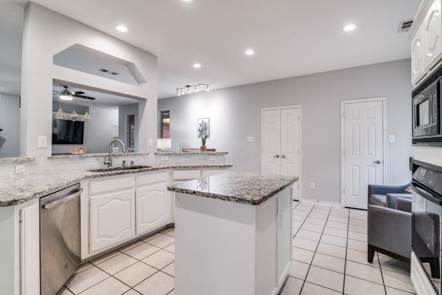 1221 E Oak Street, Wylie, TX 75098