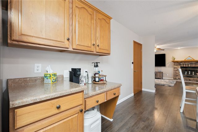 3000 Primrose St, Marion, IA 52302