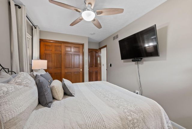 6081 Mayfair Drive, Galena, OH 43021