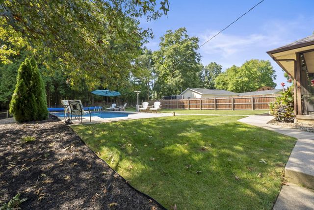 6081 Mayfair Drive, Galena, OH 43021