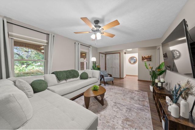 6081 Mayfair Drive, Galena, OH 43021