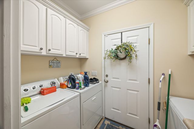 1323 Buckingham Pl, Cookeville, TN 38501