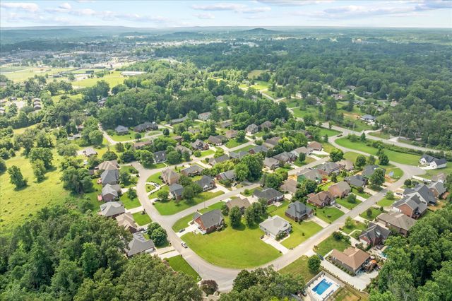 1323 Buckingham Pl, Cookeville, TN 38501