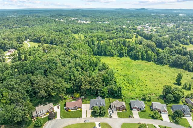 1323 Buckingham Pl, Cookeville, TN 38501