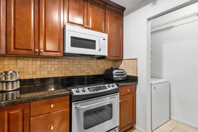 11770 St Andrews Place 304, Wellington, FL 33414
