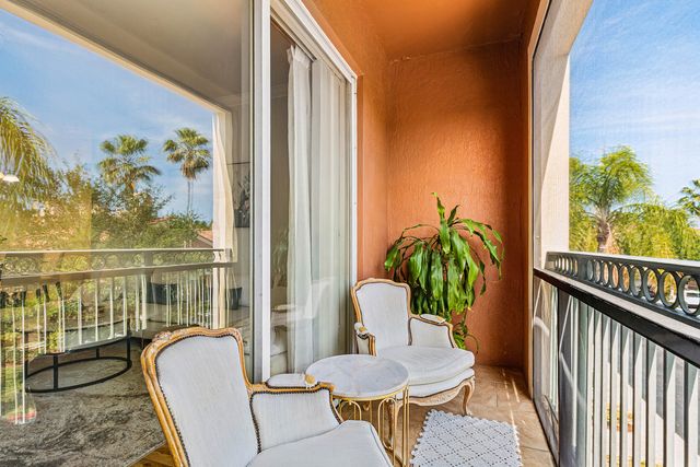 11770 St Andrews Place 304, Wellington, FL 33414