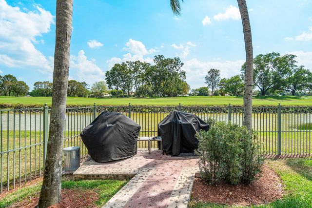 11770 St Andrews Place 304, Wellington, FL 33414