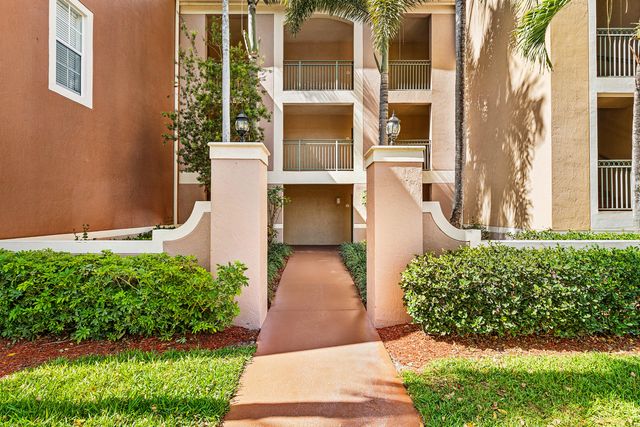 11770 St Andrews Place 304, Wellington, FL 33414