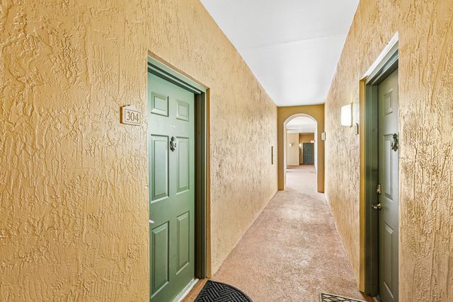 11770 St Andrews Place 304, Wellington, FL 33414