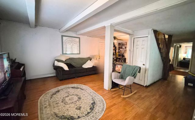 98 New Monmouth Road, Middletown, NJ 07748