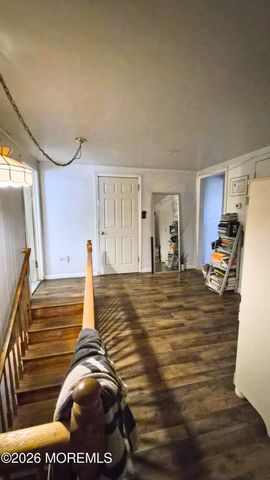 98 New Monmouth Road, Middletown, NJ 07748