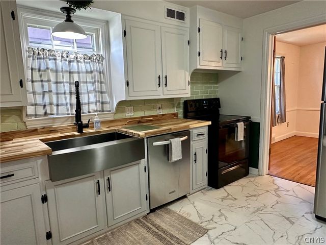 456 Wendell Terrace, Syracuse, NY 13203