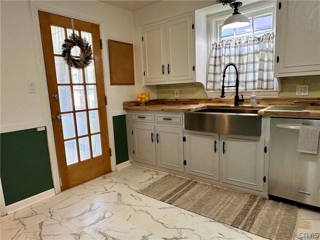 456 Wendell Terrace, Syracuse, NY 13203