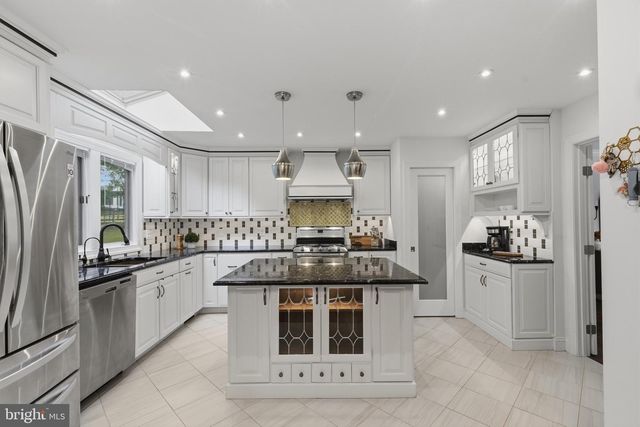 20644 CUTWATER PL, Potomac Falls, VA 20165
