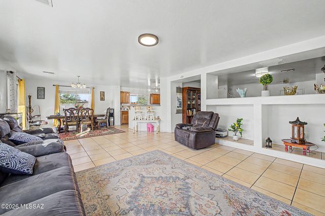 1034 W Sea Star Drive, Tucson, AZ 85704