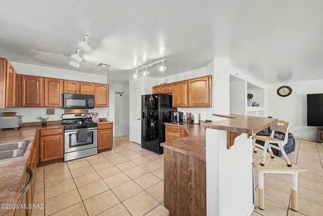 1034 W Sea Star Drive, Tucson, AZ 85704