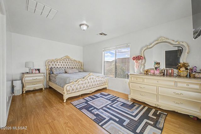 1034 W Sea Star Drive, Tucson, AZ 85704