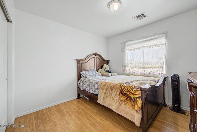 1034 W Sea Star Drive, Tucson, AZ 85704